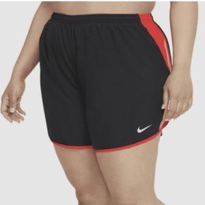 NWT Nike Womens Running Shorts 3X